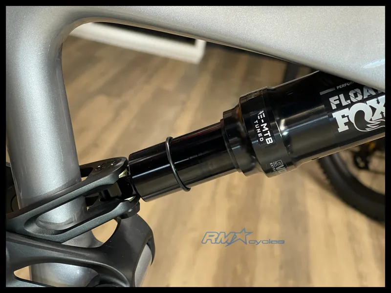 Amflow PL Carbon 800w Mens Carbon Electric MTB-5