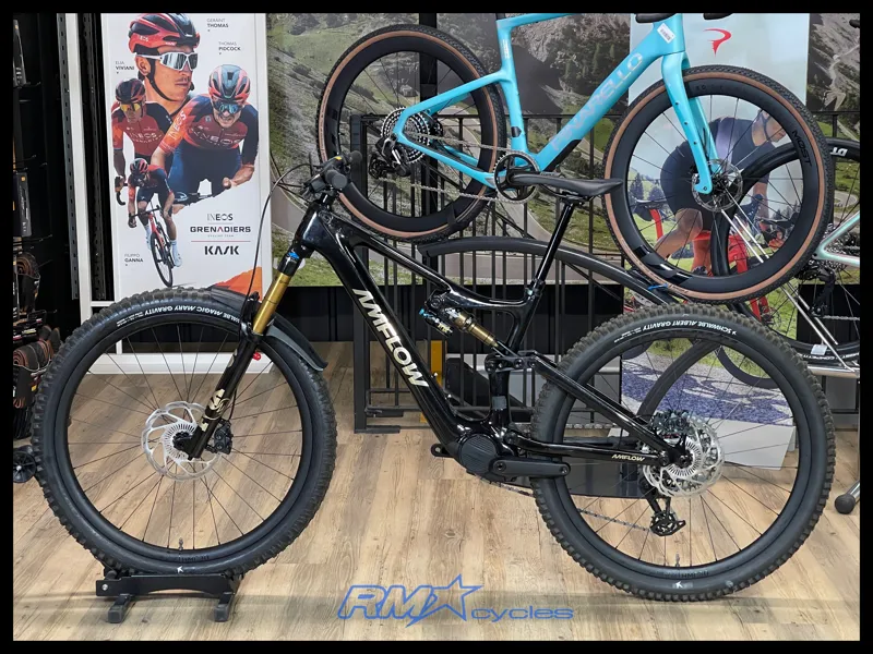Amflow PL Carbon Pro Medium Cosmic Black 2025 Approved Used-1