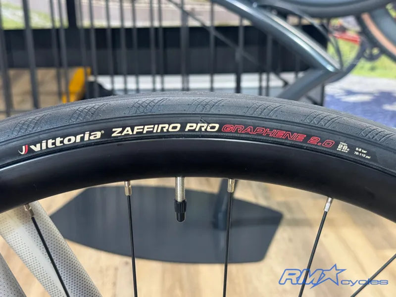 Argon 18 Equation XXS Podium Champagne Shimano 105 Ex-display-10