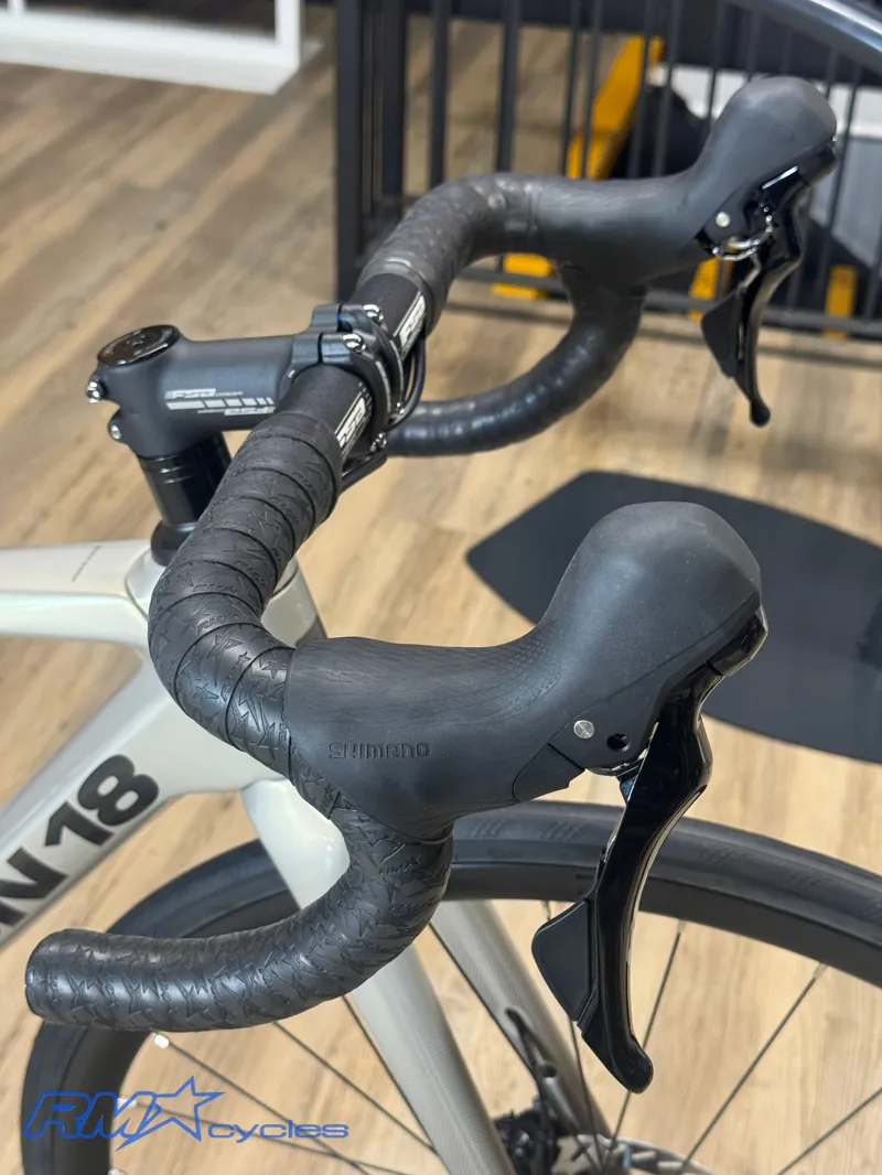 Argon 18 Equation XXS Podium Champagne Shimano 105 Ex-display-3