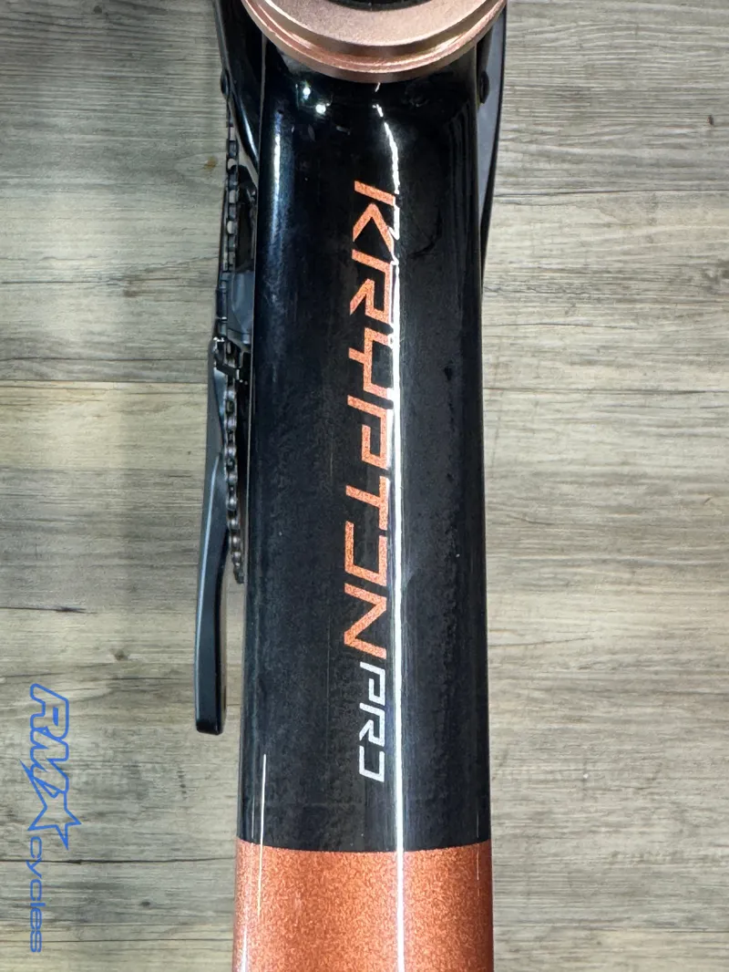 Argon 18 Krypton Pro Medium Crystal Black-Copper Ultegra Di2 Ex-demo-2