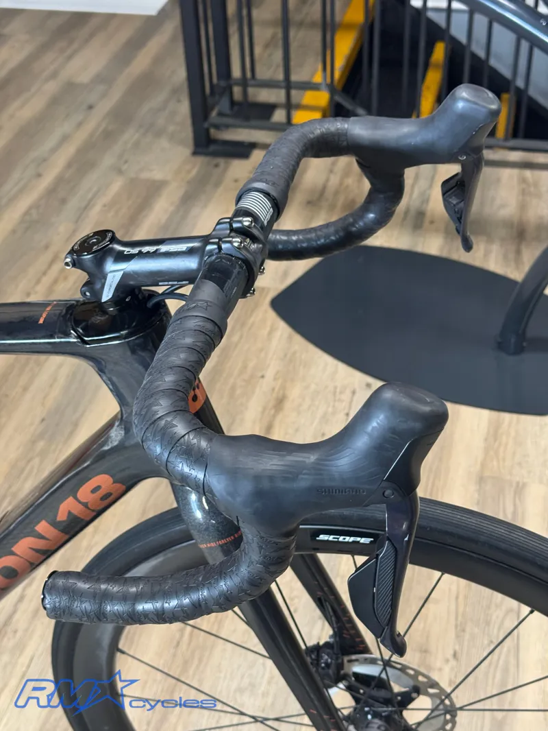 Argon 18 Krypton Pro Medium Crystal Black-Copper Ultegra Di2 Ex-demo-4