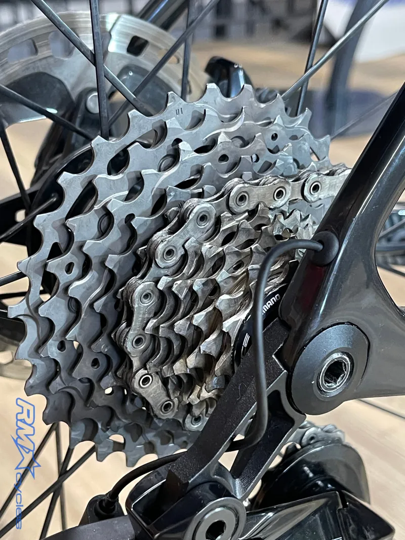 Argon 18 SUM Pro Medium Crystal Black Dura Ace Di2 Ex-demo-4