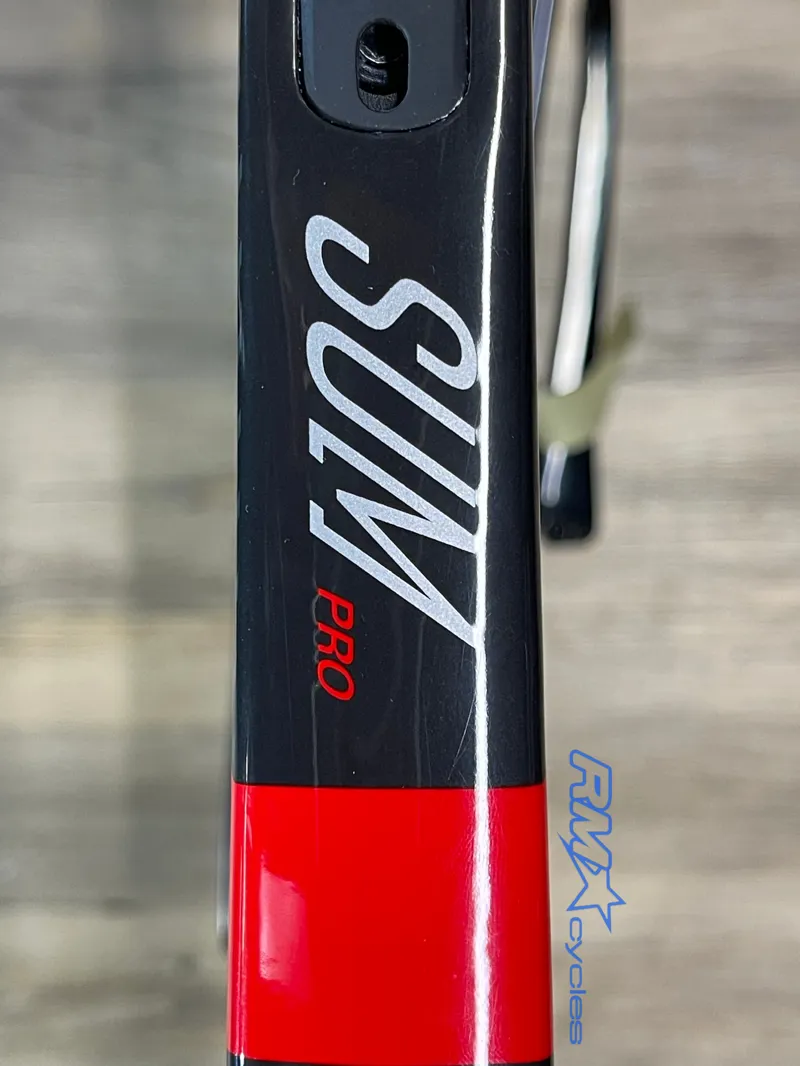 Argon 18 SUM Pro Medium Crystal Black Dura Ace Di2 Ex-demo-2