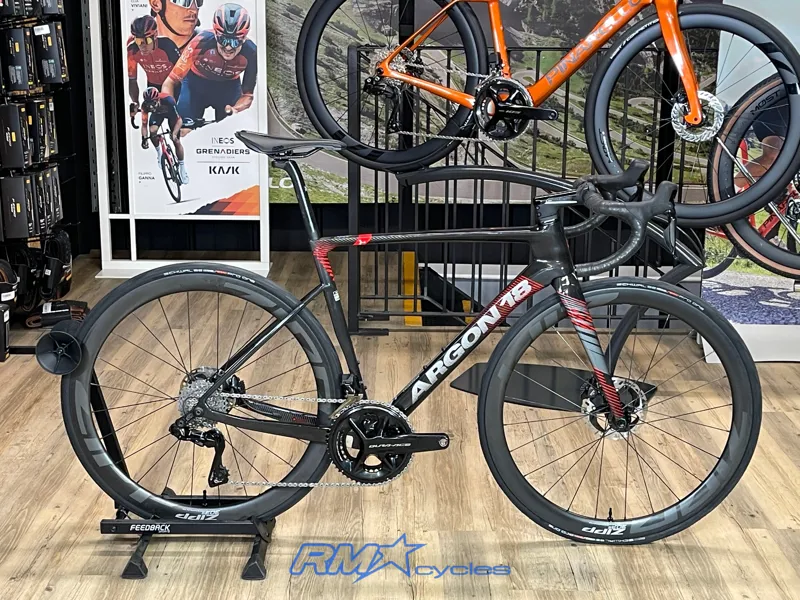 Argon 18 SUM Pro Medium Crystal Black Dura Ace Di2 Ex-demo