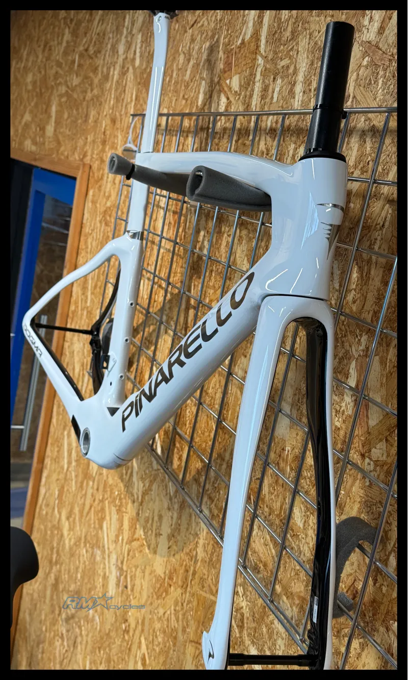 Dogma F Edge Crystal White 55cm Frame-1