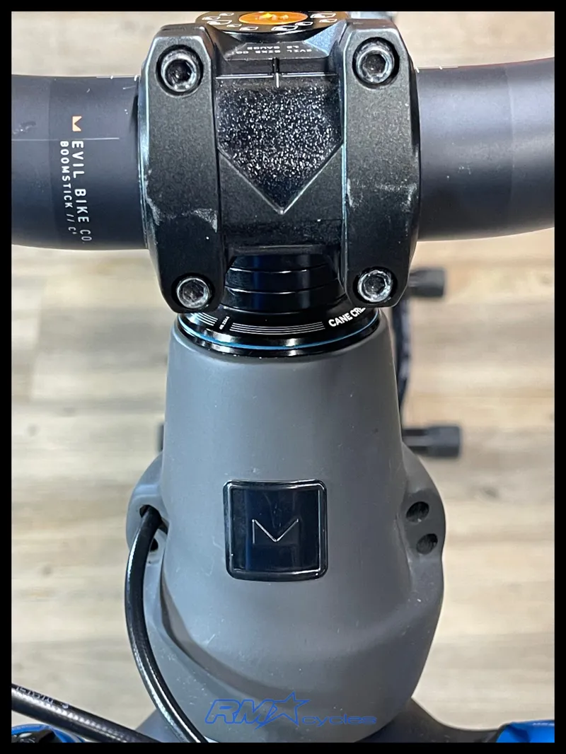 Evil Offering V2 Medium Grey 2025 Approved Used-12