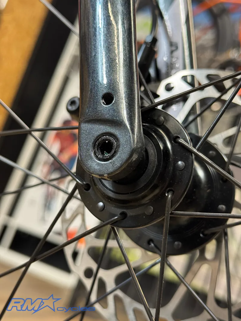 Giant Contend SL 1 ML 2025 Asphalt Green Road Bike Ex-display-13