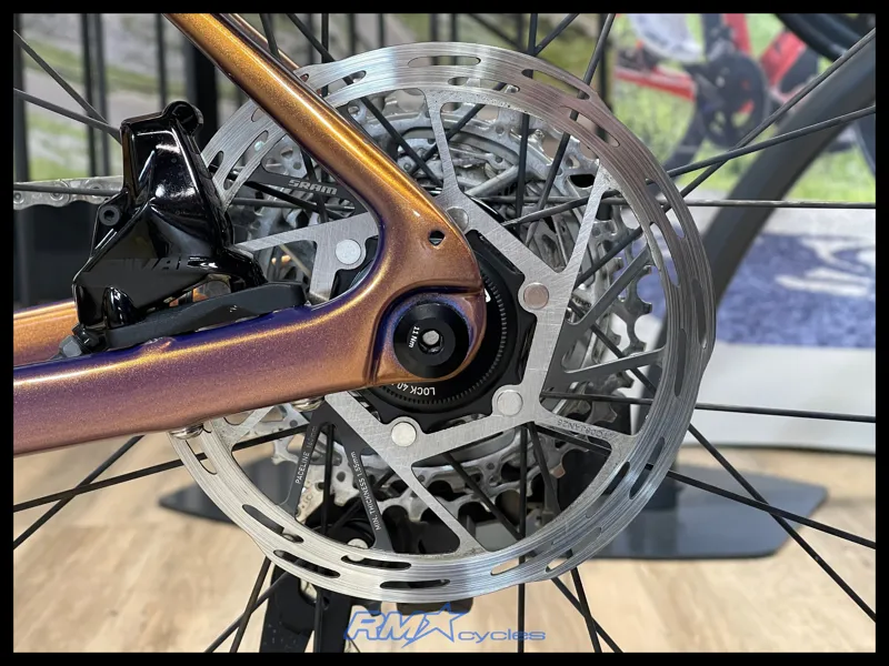 Giant Defy Advanced Pro 1 Meteor Storm Medium 2025 Approved Used-9