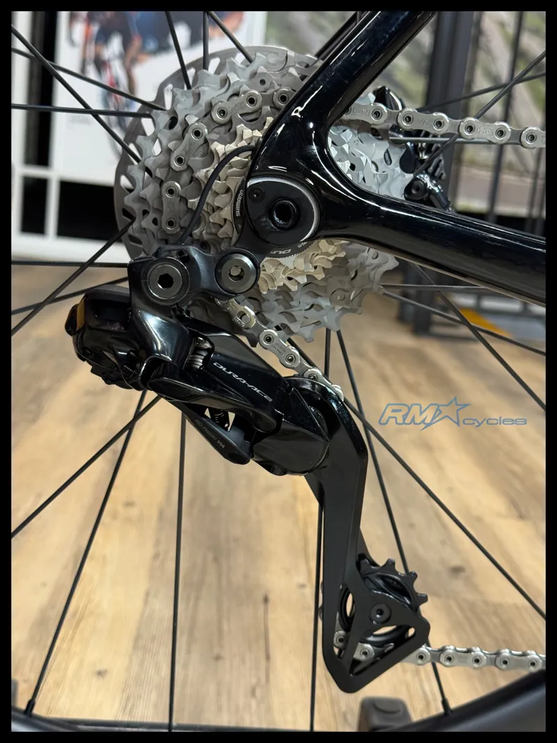 Giant Propel Advanced Pro Dure Ace Road Bike in Rosso Corsa-3