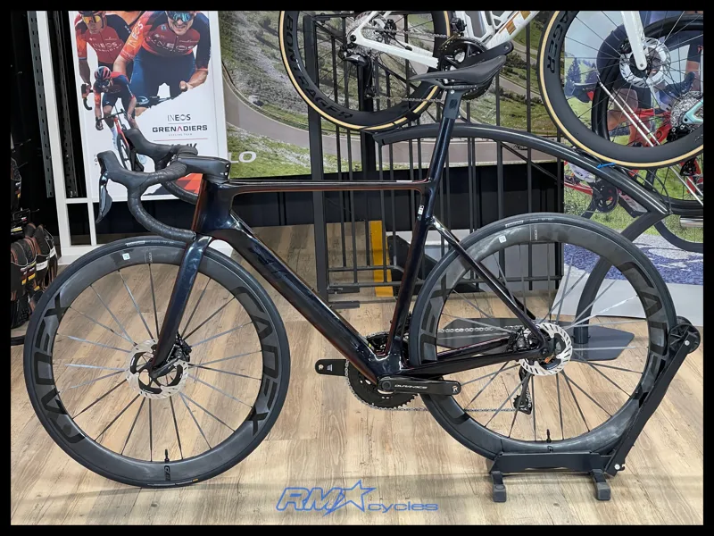Giant Propel Advanced SL 0 Dura-Ace M Black Lava 2025 Ex-Display-1