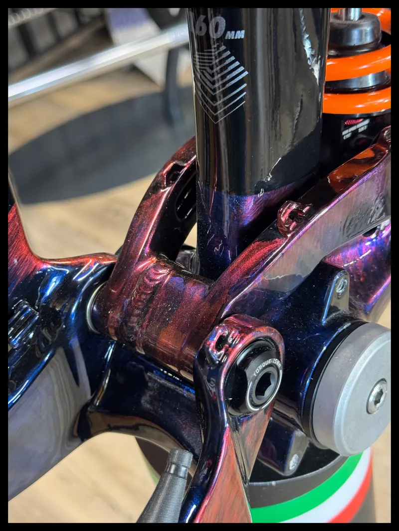 Giant Reign Advanced-Frame Impressionism Flash 2025-4