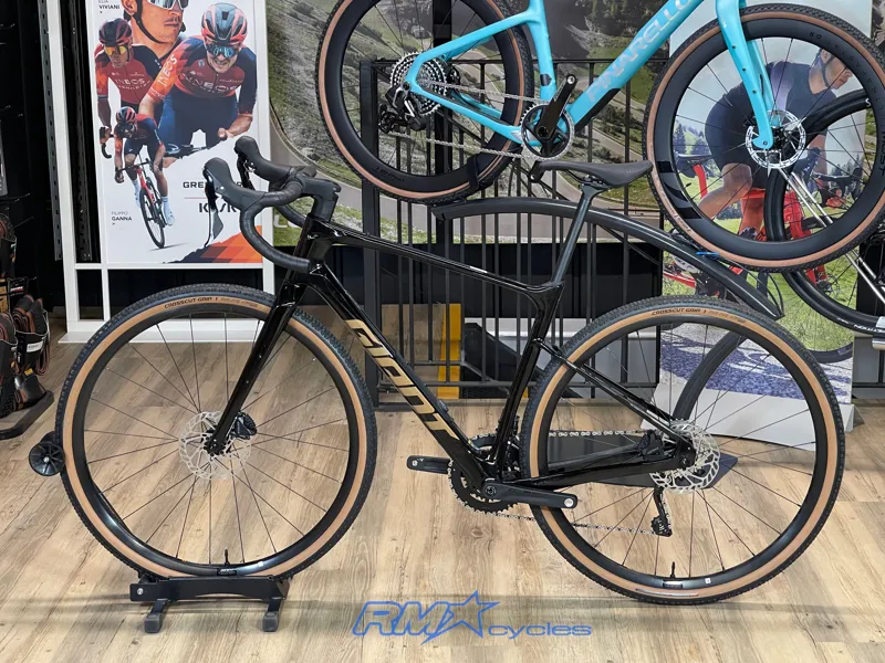 Giant Revolt Advanced 3 M Panther 2025 Ex-Display-1