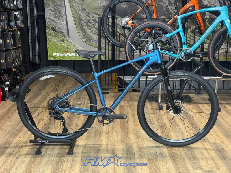 Giant Roam 1 Small Electron Blue Hybrid Bike
