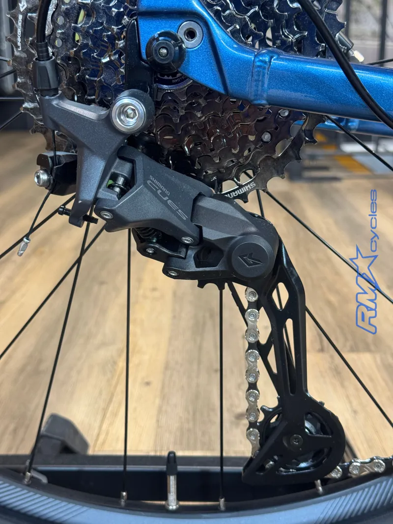 Giant Roam 1 Small Electron Blue Hybrid Bike-6