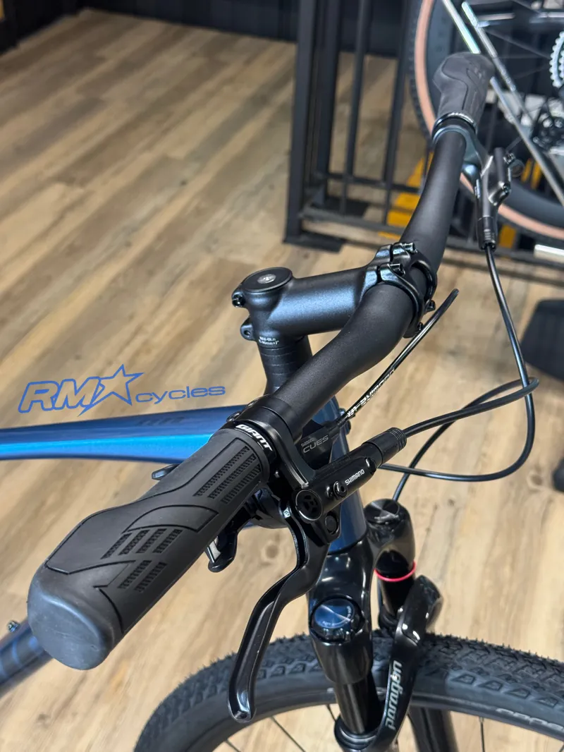 Giant Roam 1 Small Electron Blue Hybrid Bike-3