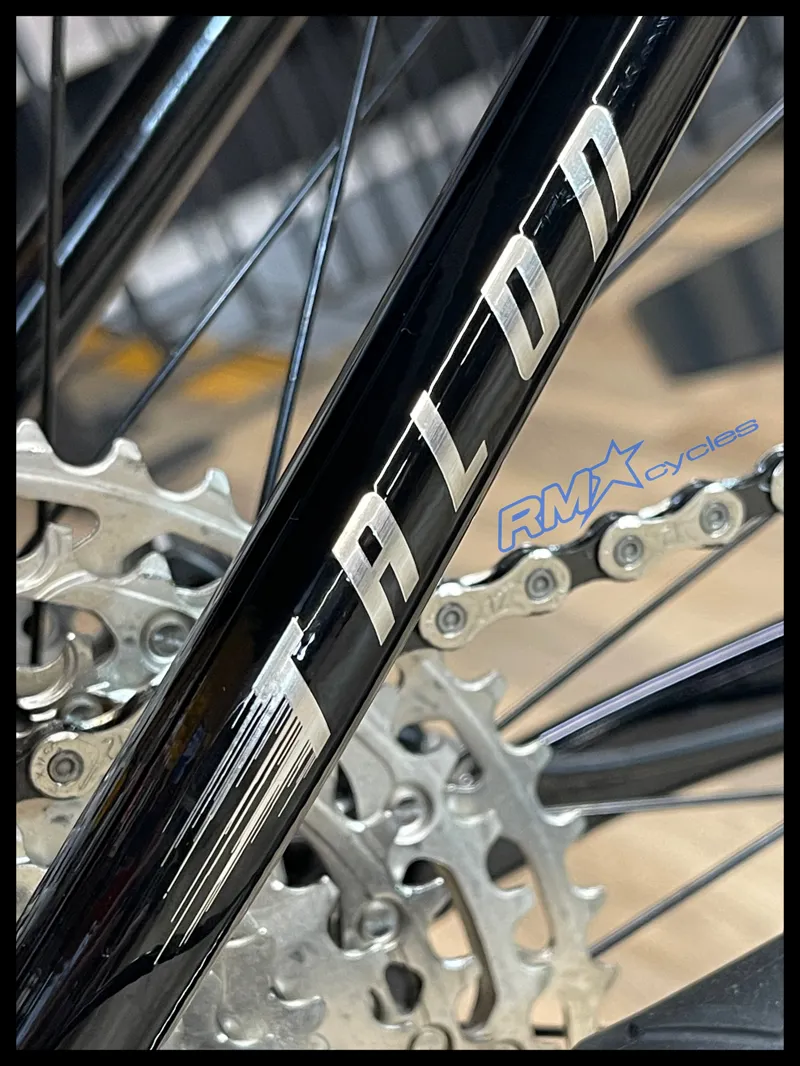 Giant Talon 0 Mars Dust Black L 2025 Ex-Demo-2