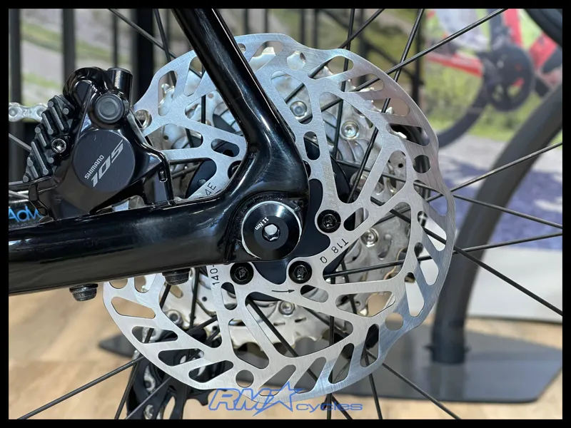 Giant TCR Advanced 2 XL Carbon 2025 Approved Used-9