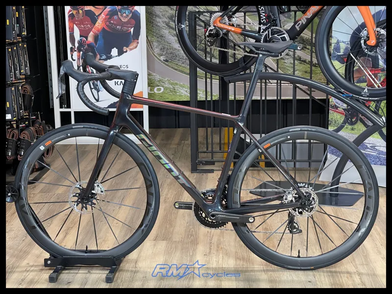 Giant TCR Advanced SL 0 Red Black Lava Medium 2025 Ex-Display-1