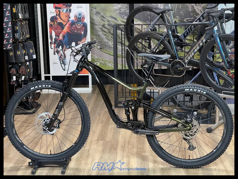 Giant Trance X 29 1 Panther 2022-1