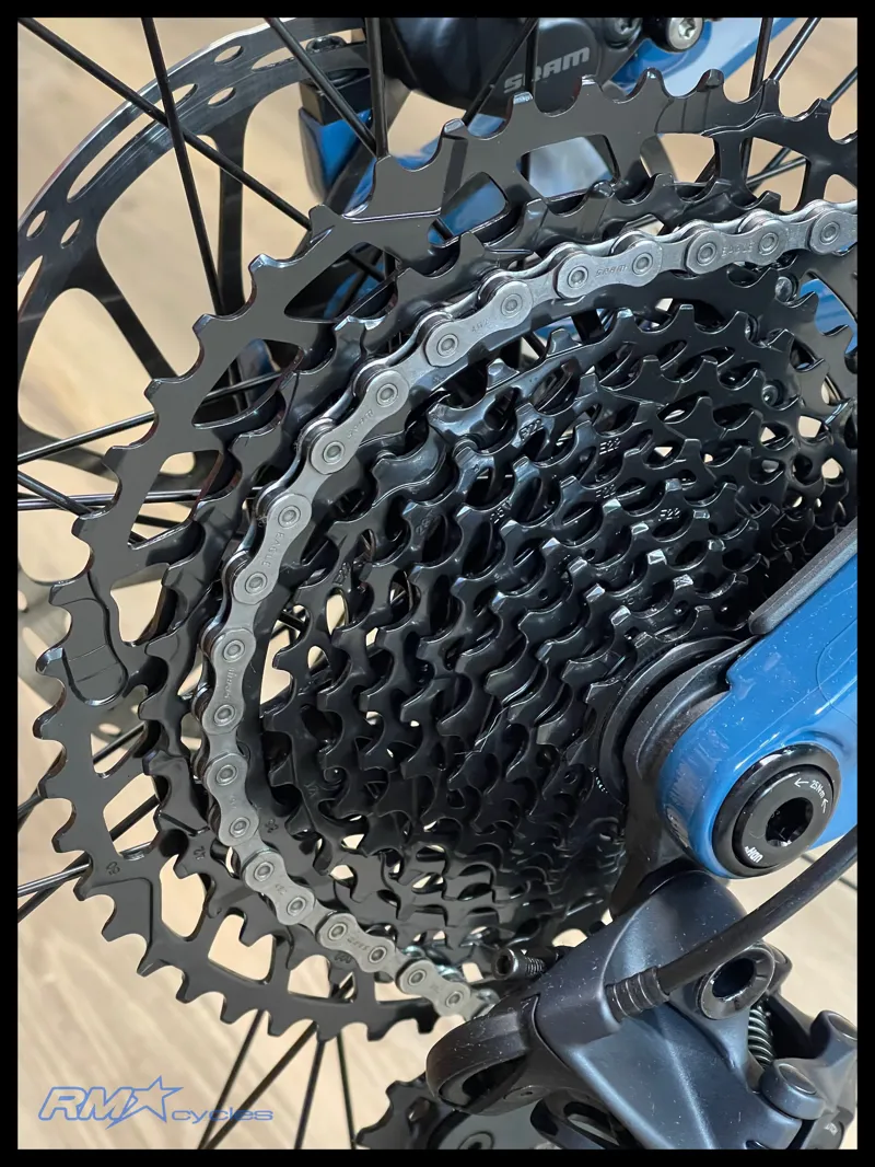 GT Sensor Carbon Pro-2