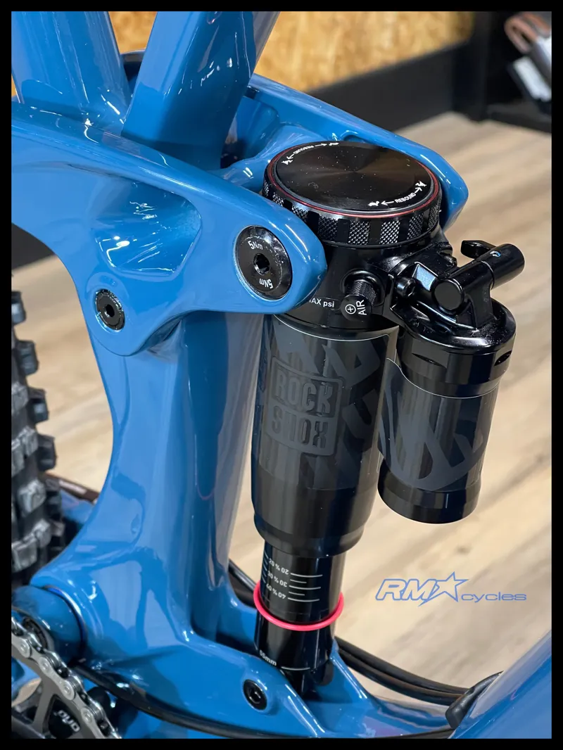 GT Sensor Carbon Pro-5