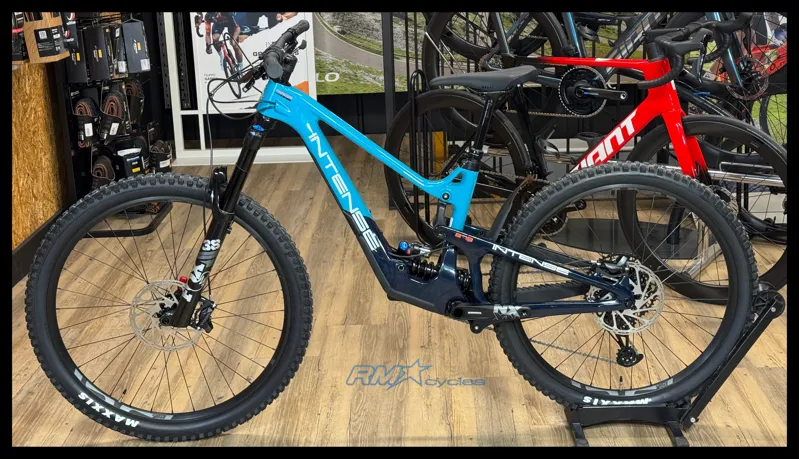 Intense Tracer 279 Expert 2025-1