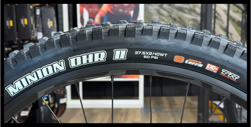 Intense Tracer 279 Expert 2025-12