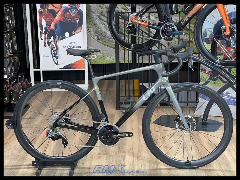 Liv Avail Advanced Pro 1 Medium Aurora Noise 2025 Ex-Display