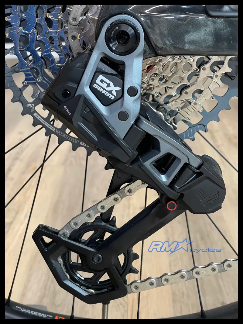 Liv Intrigue X Advanced E+ Elite 1 Small Raw Carbon 2025 Ex-Display-5