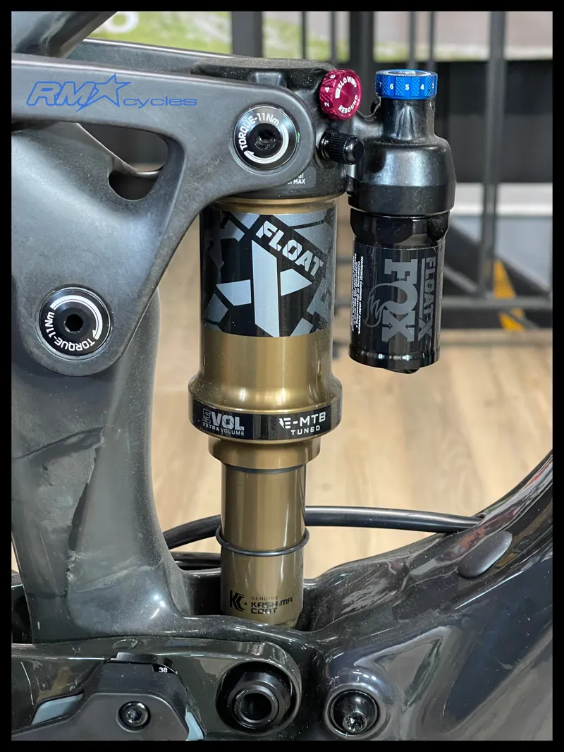 Liv Intrigue X Advanced E+ Elite 1 Small Raw Carbon 2025 Ex-Display-8