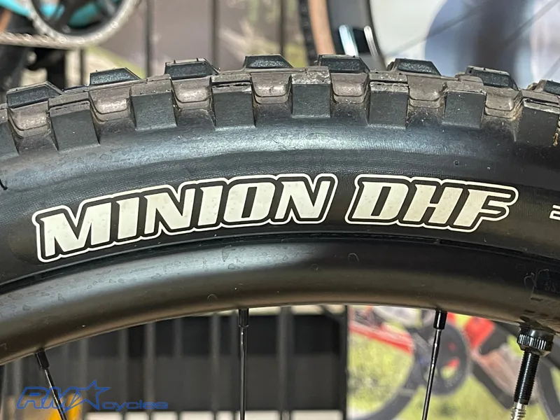 Liv Intrigue X Advanced 2 M Digital Blurple 2025 Ex-Demo-10