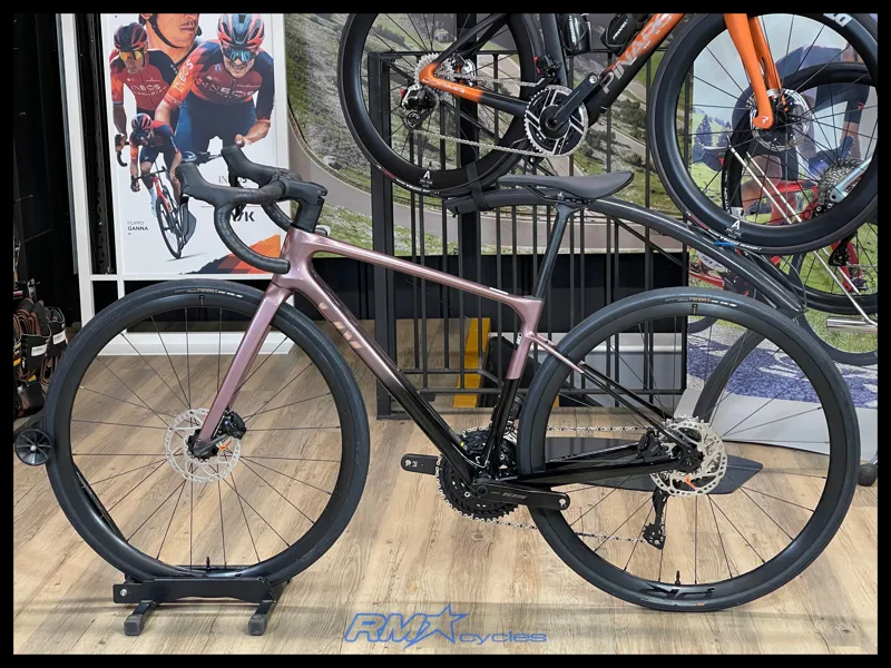 Liv Avail Advanced 1 Road Bike in Iron Rouge/Carbon/Chrome