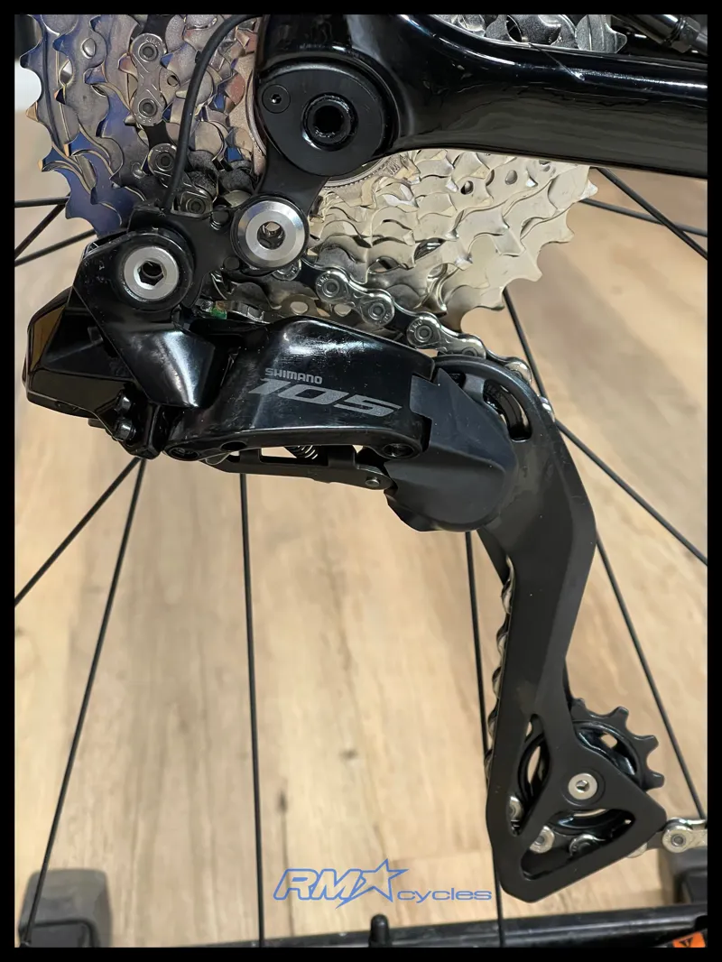 Liv Avail Advanced 1 Road Bike in Iron Rouge/Carbon/Chrome-3