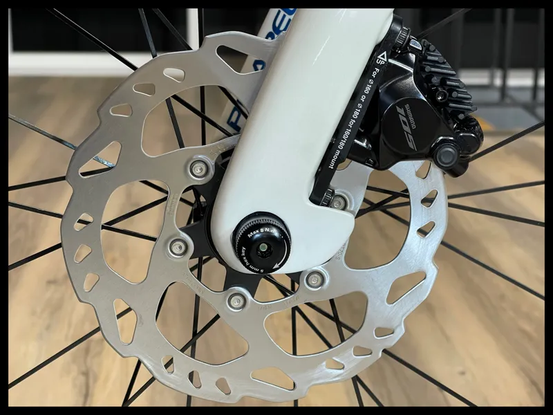 Pinarello X5 Disc 105 Di2 22x12 56cm-9