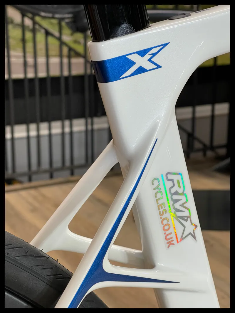 Pinarello X5 Disc 105 Di2 22x12 51.5 cm-6