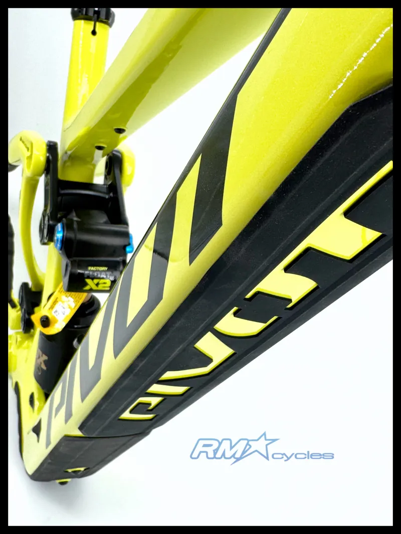 Pivot Firebird MX Medium YOLO Yellow Carbon MTB Frame 2025-3