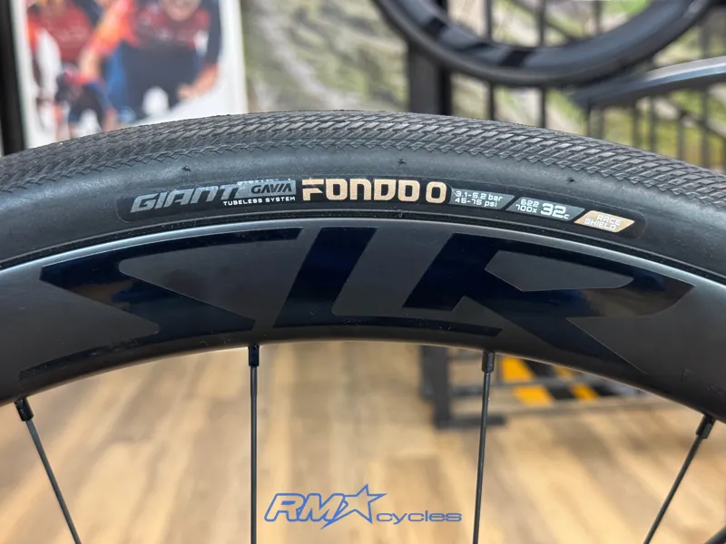 Giant Defy Advanced 105 Di2 Custom Build Large Moonstone-10