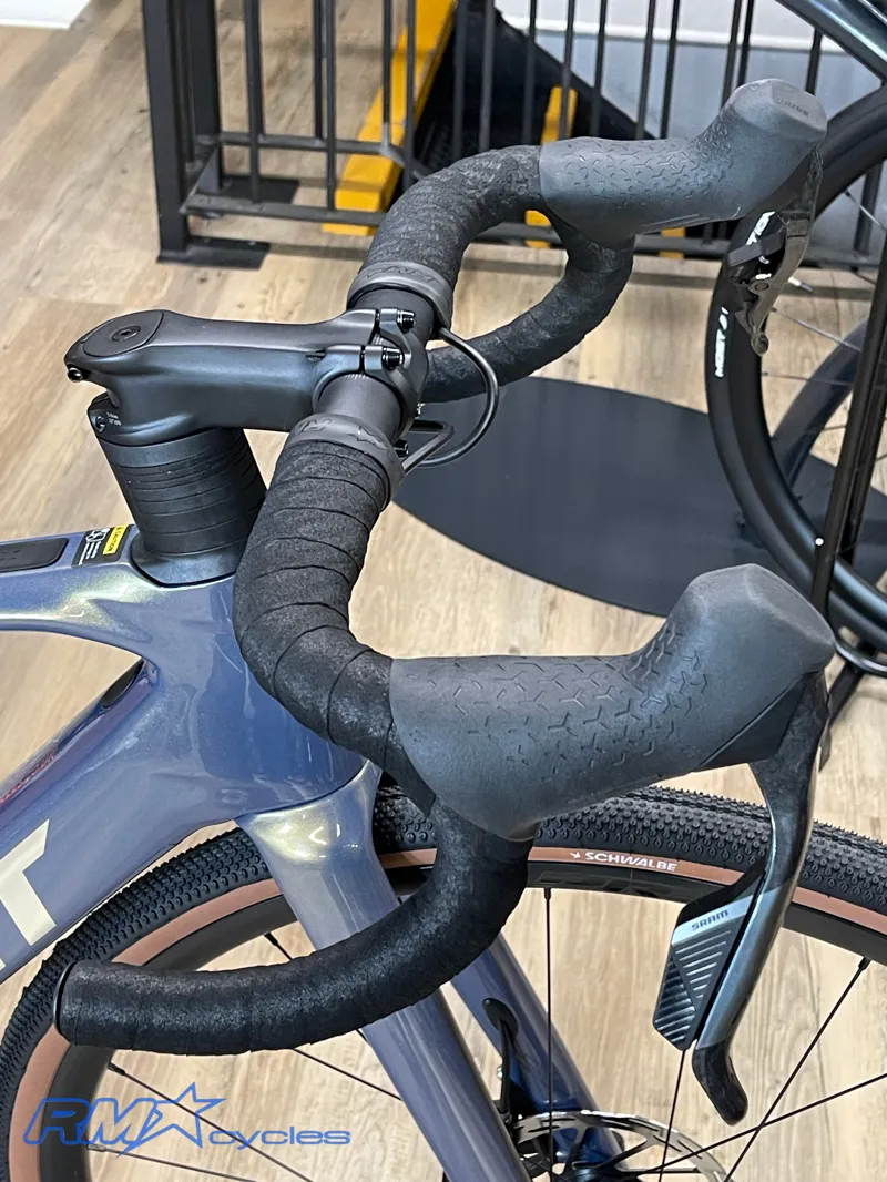 Giant Defy Advanced E+ Elite AR 25km/h Small Midnight Moon-2