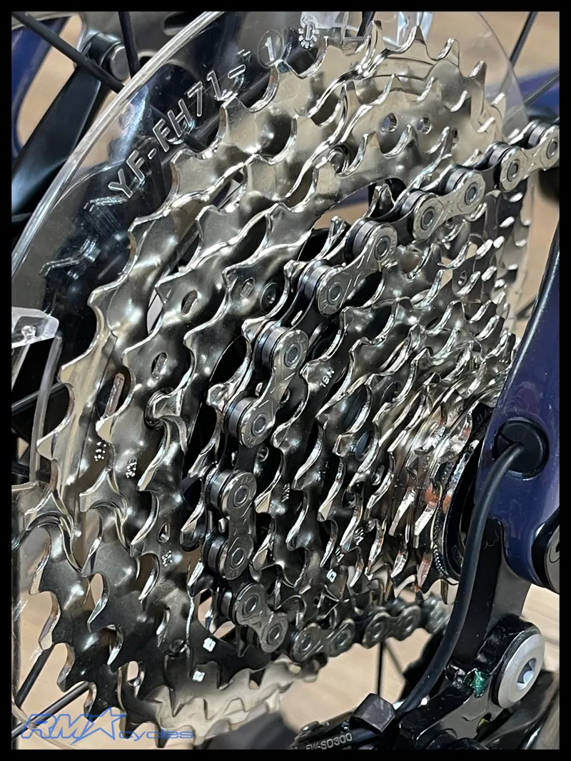 Giant Defy Advanced 0 Road Bike in Meteorite Mist-2