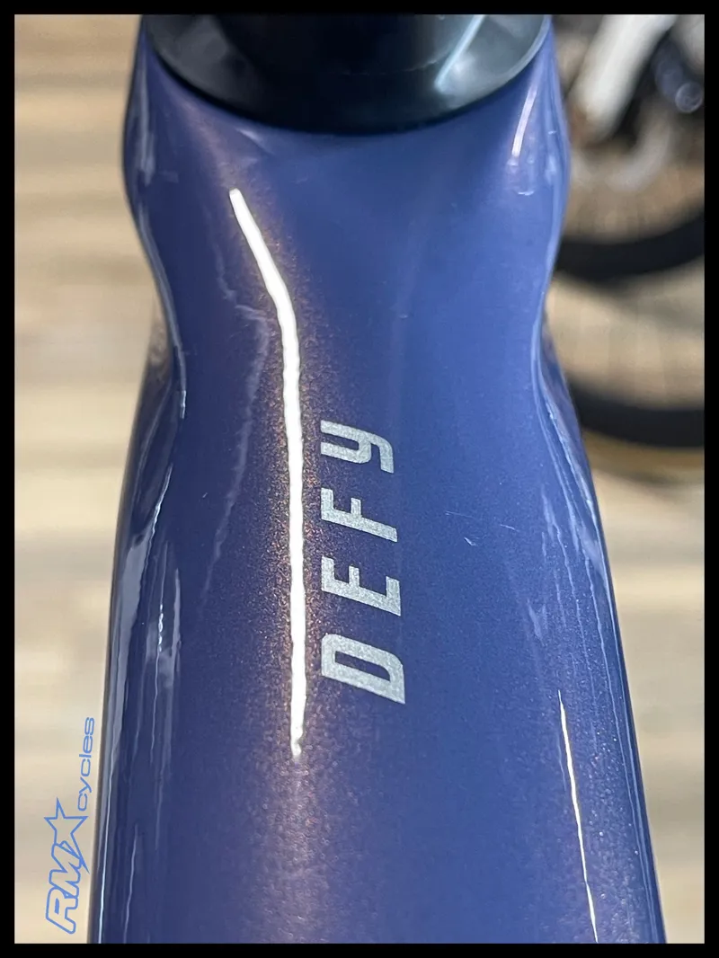 Giant Defy Advanced 0 Road Bike in Meteorite Mist-1