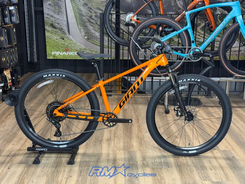 Giant Talon 4 Radiant Orange XS Mountain Bike