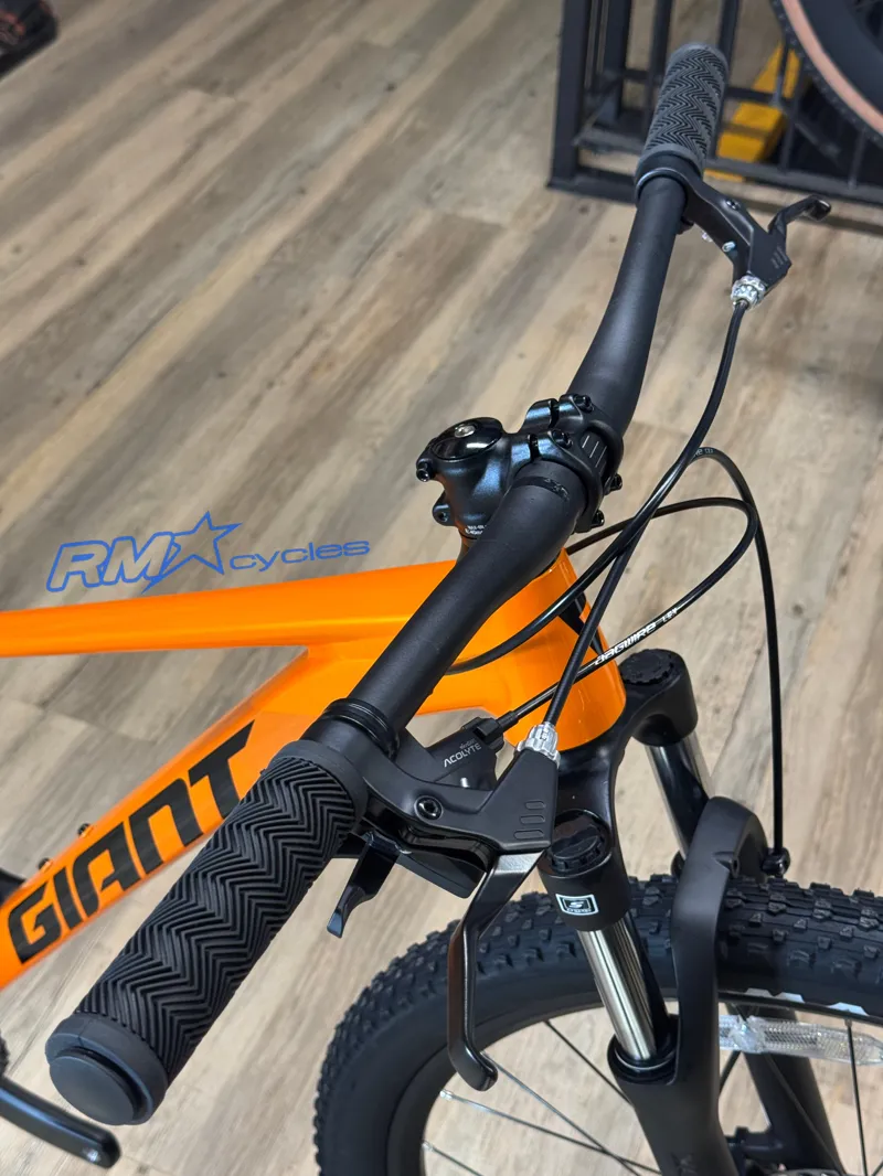 Giant Talon 4 Radiant Orange XS Mountain Bike-2