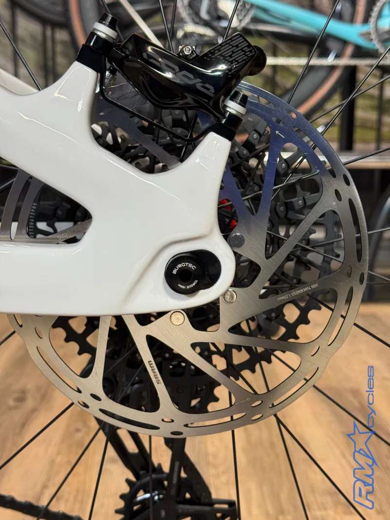 Pivot Firebird V5 Frame Medium White Gold MTB Custom Build-10