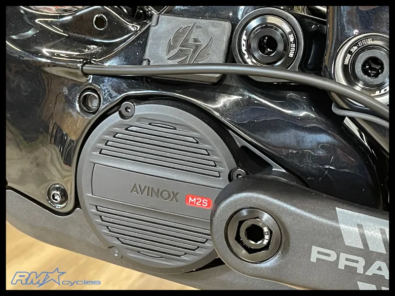 Pivot Cycles Shuttle AMPd / Pro X0 Black Metallic Stone-7