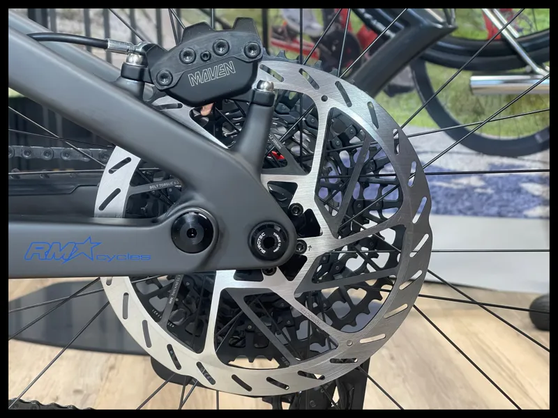 Santa Cruz Bullit 4 AXS XO RSV Matte Carbon 2026-12