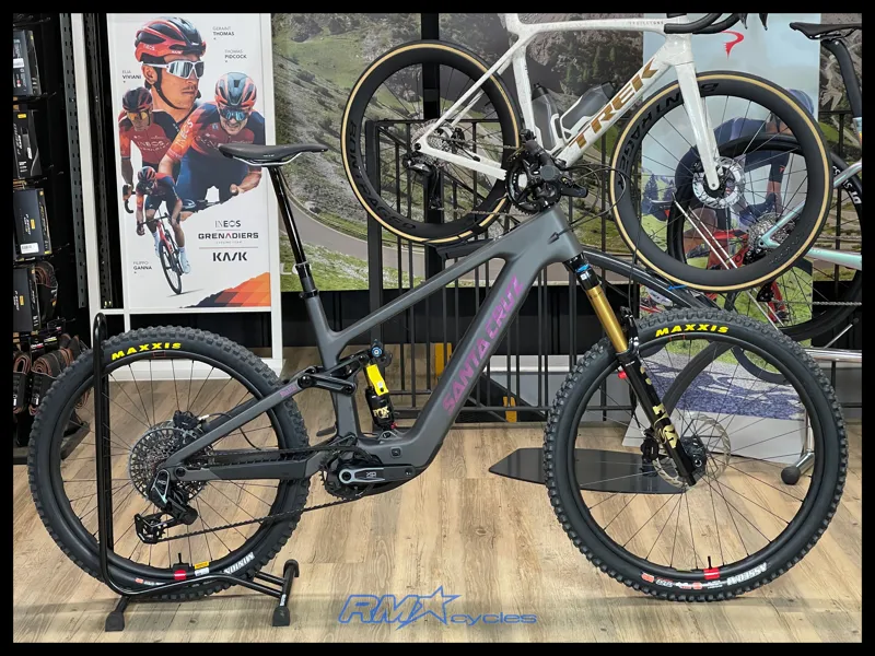 Santa Cruz Bullit 4 AXS XO RSV Matte Carbon 2026