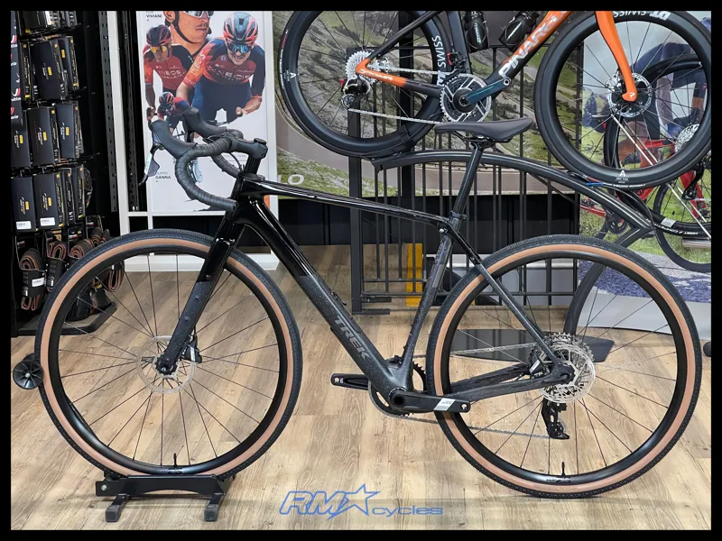 Trek Checkpoint SL 5 AXS Gravel Bike In Trek Black/Matte Carbon Smoke