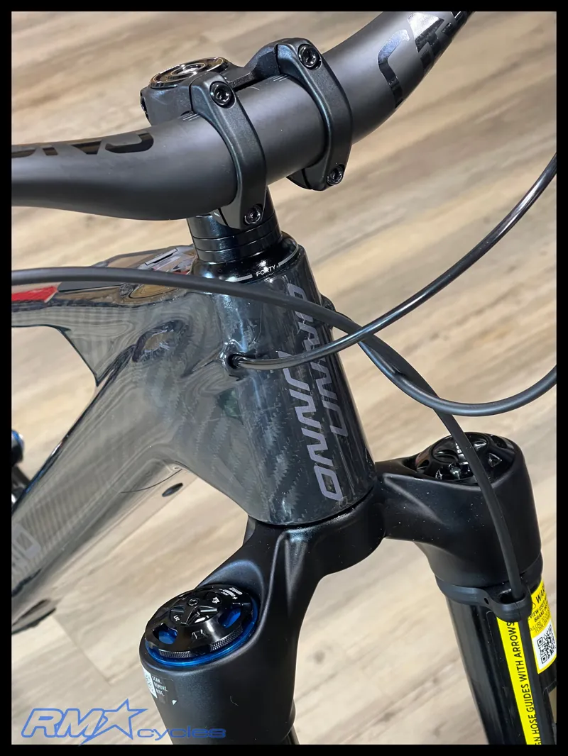 Unno Mith Pro Podium S1 Carbon Weave 2026 No. 91 of 100-9