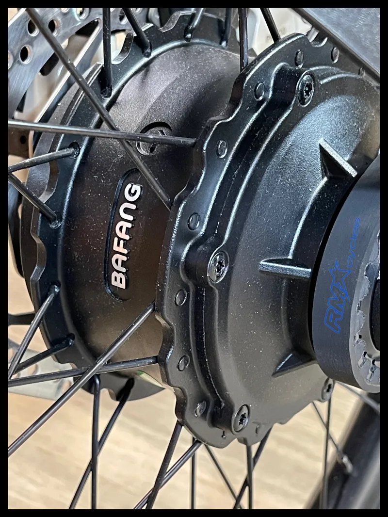 UTO Afternoon PRO20 - Satin Taupe-6